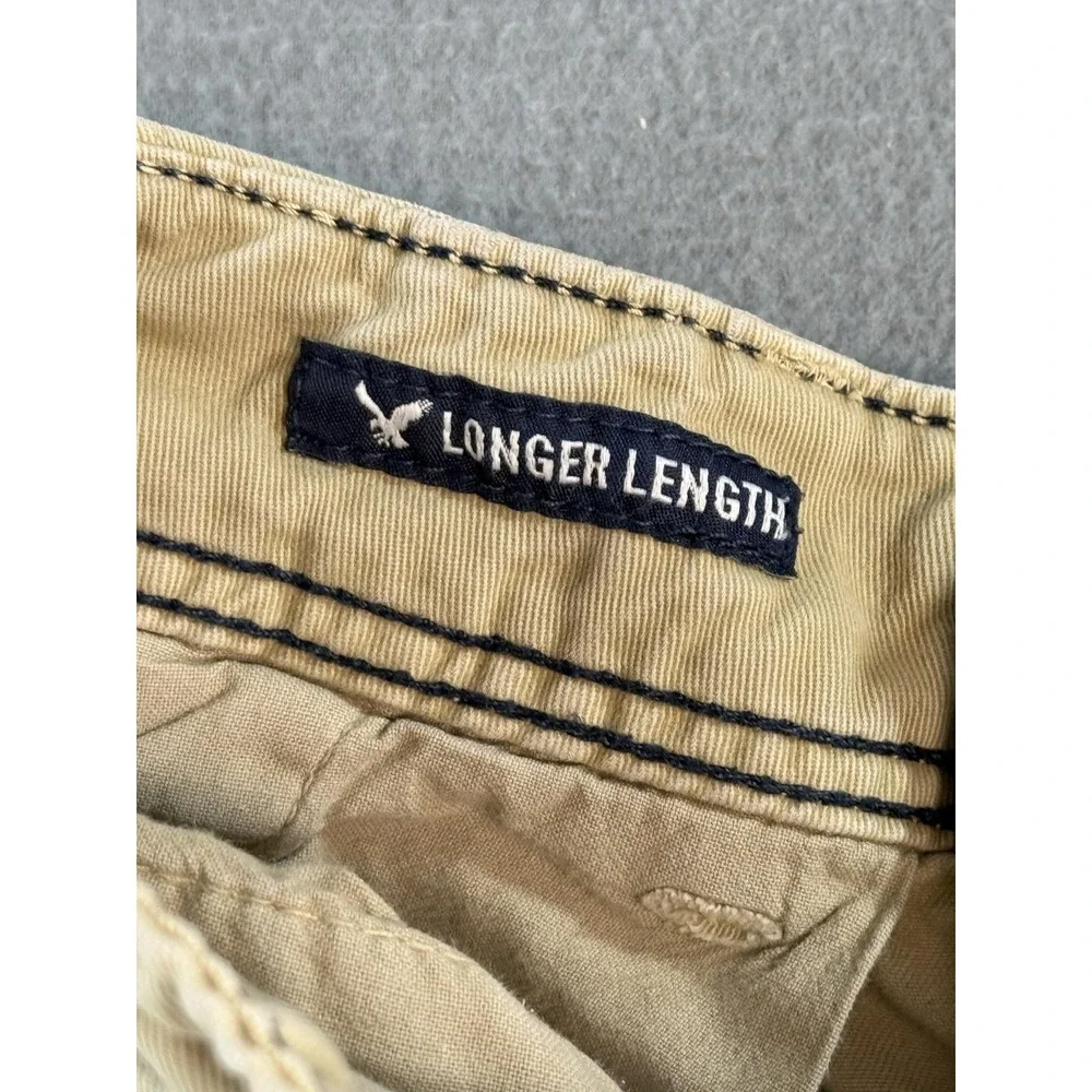 Y2K American Eagle Longer Length Shorts Mens 28 Beige Chino 11 Inseam